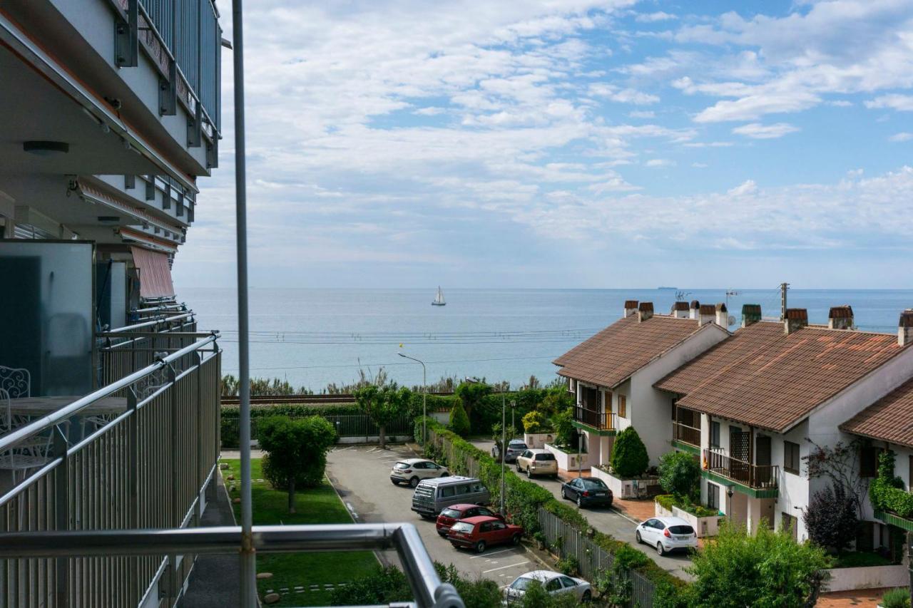 Precioso Apartamento En La Playa Barcelona Cabrera de Mar Eksteriør billede